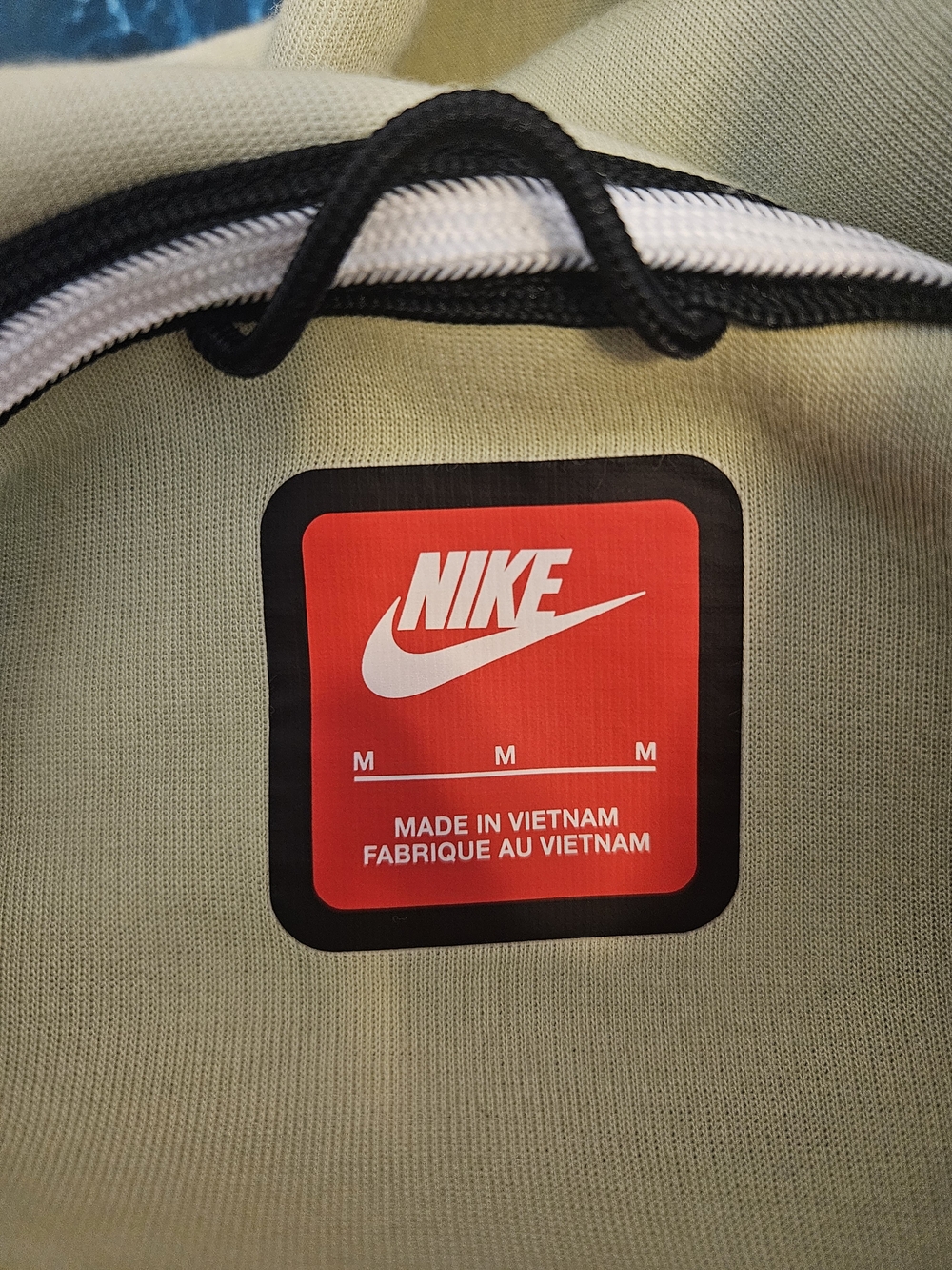 Nike Tech Fleece Reimagined Oversized Hoodie Sage Green Heavyweight - Picture 2 of 7